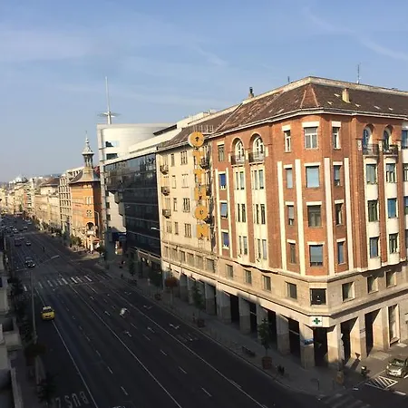 4 You Budapesta